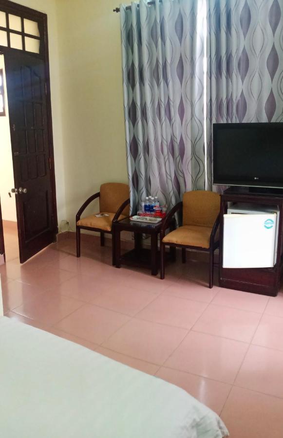 Cat Phu Hotel Buôn Ma Thuột Exteriör bild